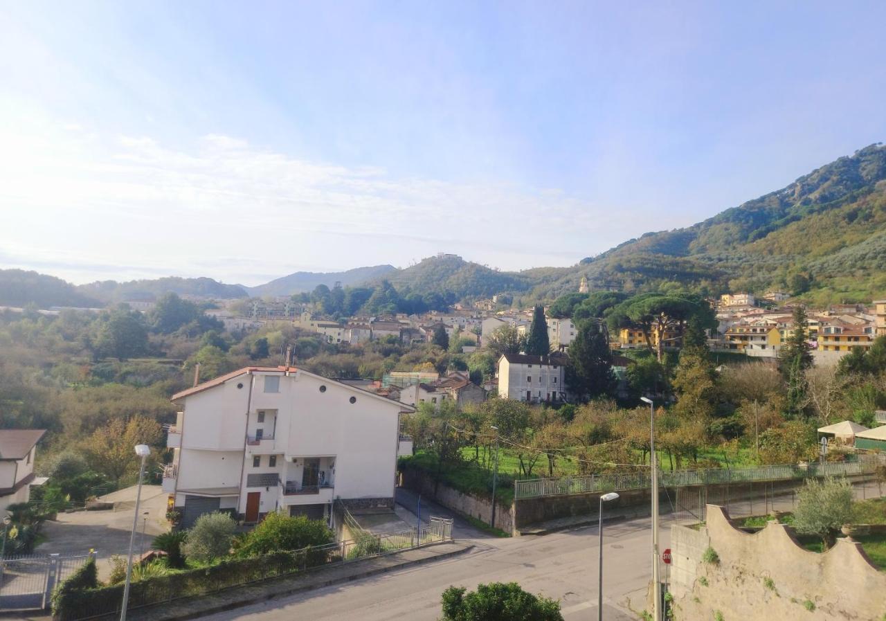 بارونيسي Takeamalficoast City Loft المظهر الخارجي الصورة